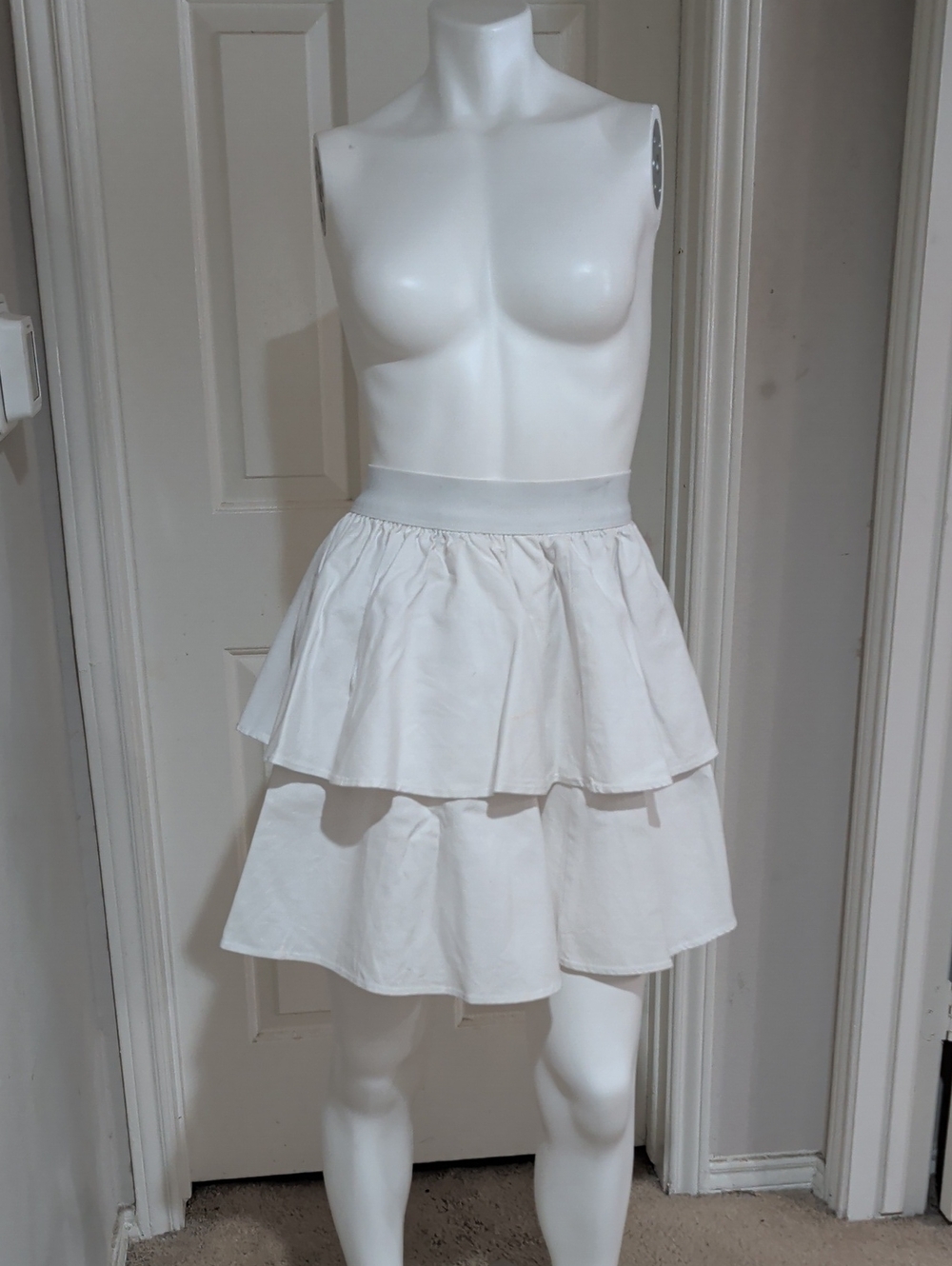 Vintage Laura Byrnes White Tiered Cotton Skirt Women's Medium